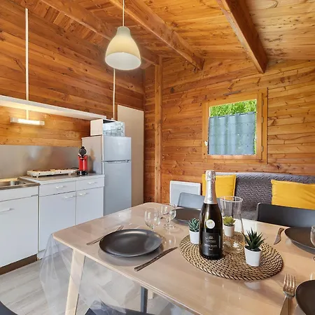 Confort 21 Camping Saint-Gervais (Vendee)